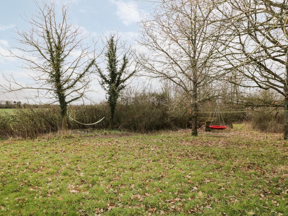 High Cogges Farm Holiday Cottages Witney Exterior foto